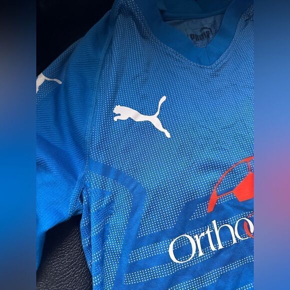 Puma Charlotte Soccer Academy
Blue Jersey, Kids' Size Small - Picture 5 of 17
